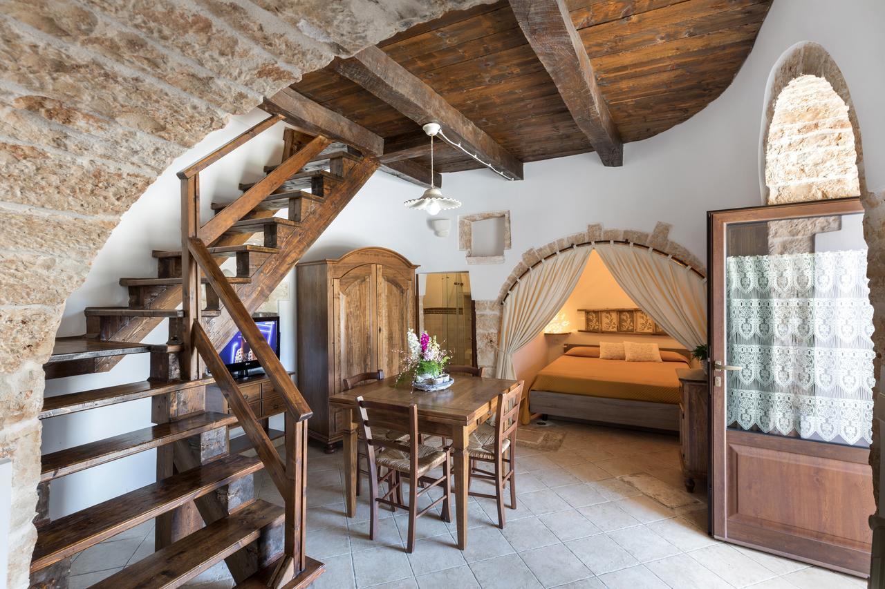 مارتينا فرانكا Fascino Antico Trulli B&B المظهر الخارجي الصورة