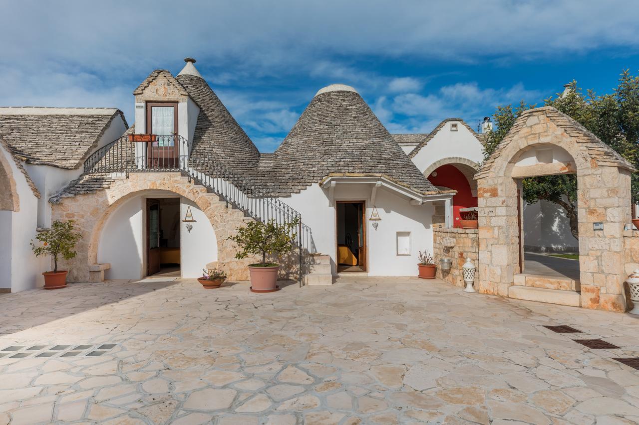 مارتينا فرانكا Fascino Antico Trulli B&B المظهر الخارجي الصورة